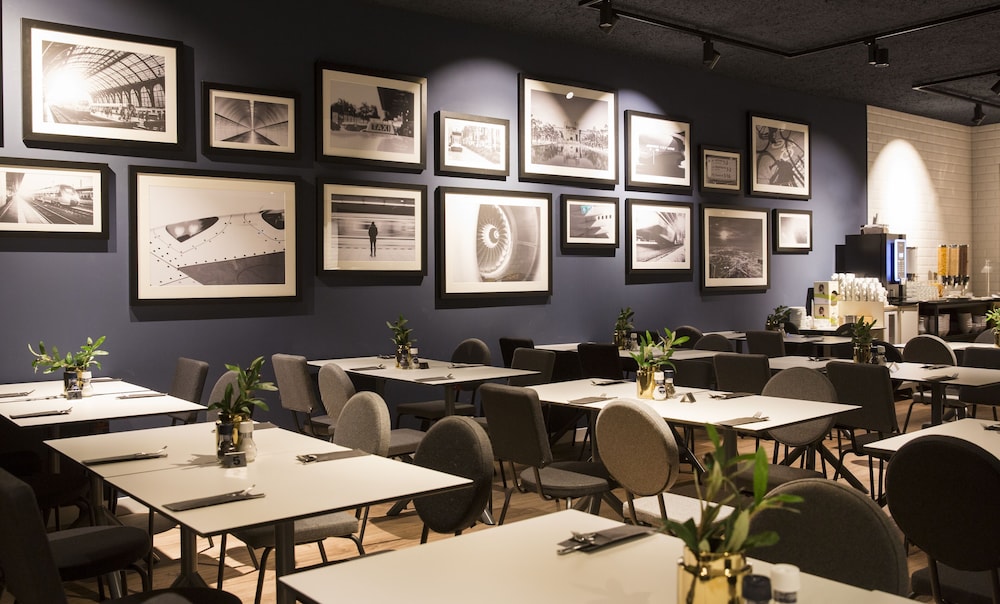 

Firenze - Hoofddorp - Corendon Urban Amsterdam Schiphol Airport Hotel
