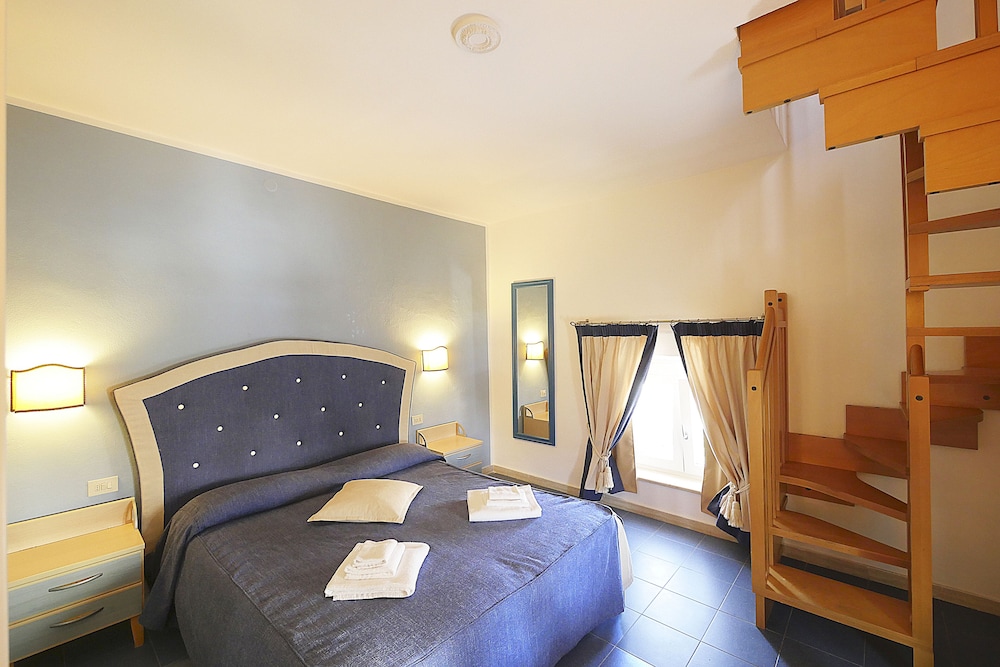

Palermo - San Vincenzo - Residence Villa Piani