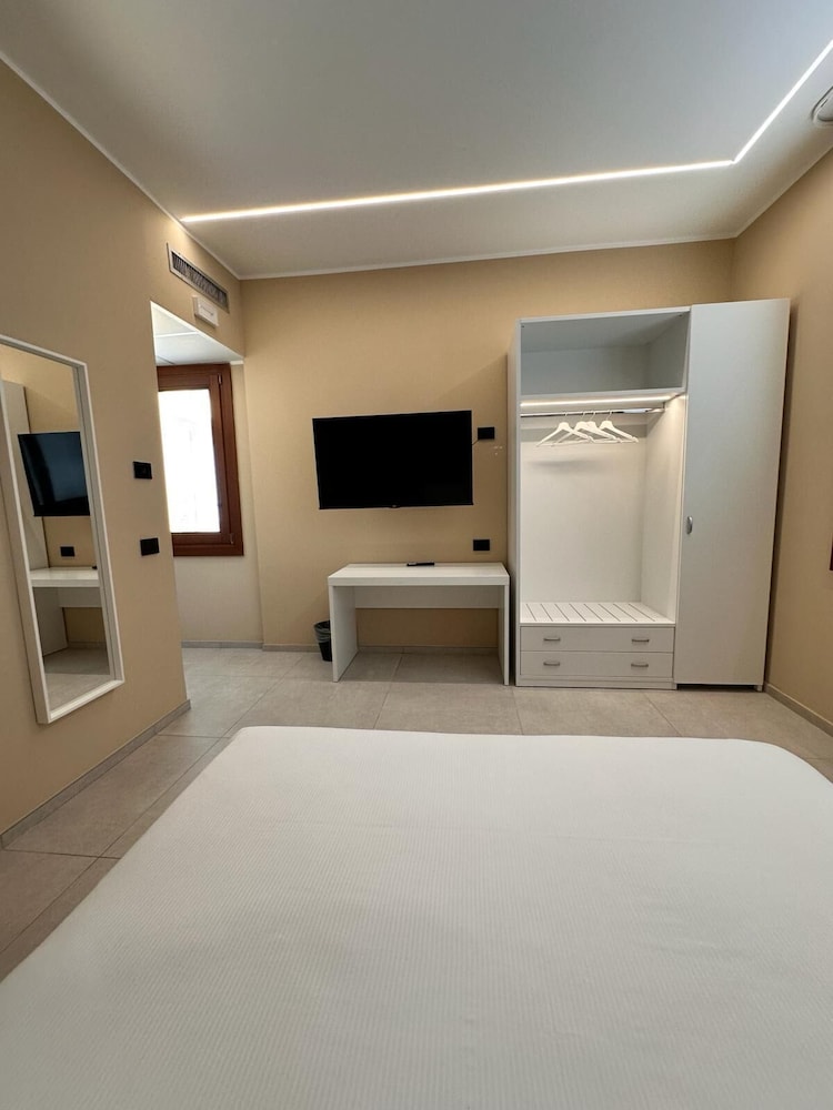 

Napoli - Treviso - Hotel Al Giardino