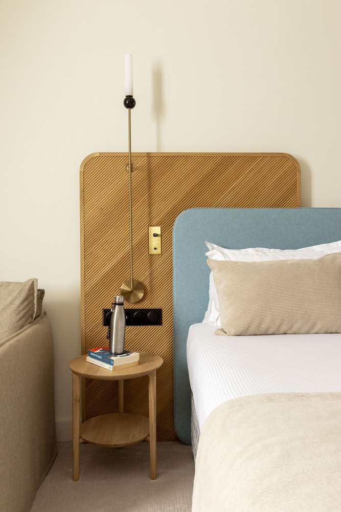

Palermo - Palaiseau - Le Plessis Grand Hotel