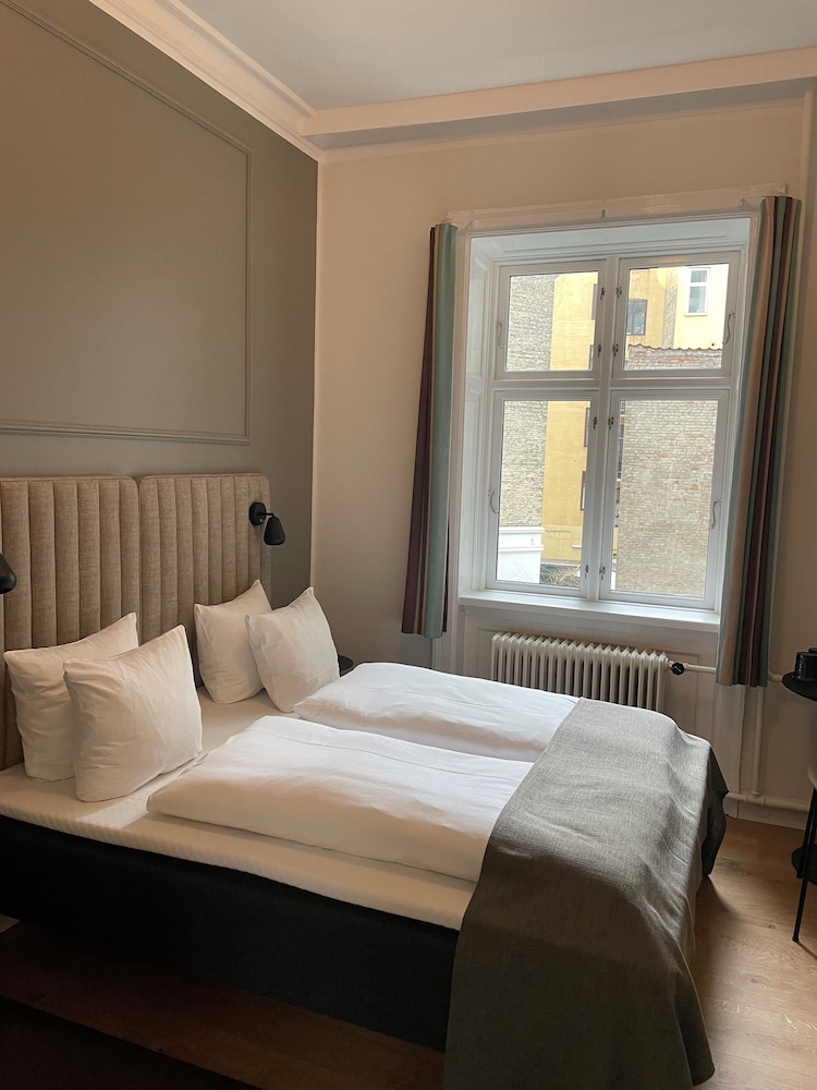 

Roma - Herlev - Hotel Sct Thomas