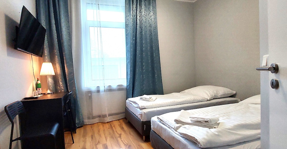 

Roma - Neuss - Airport Messe Hotel