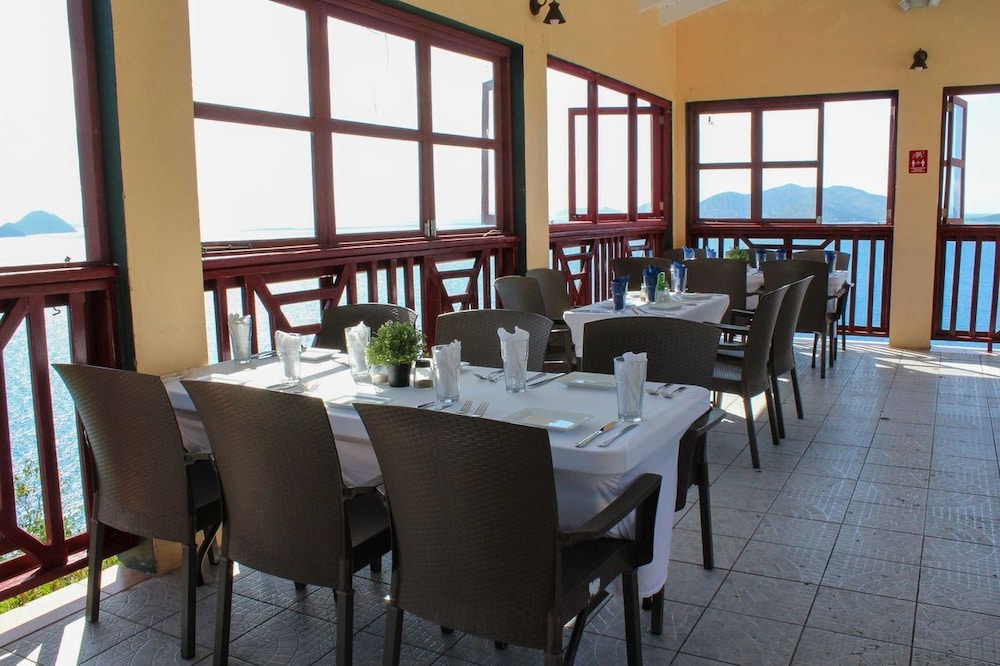 

Bologna - Road Town - The Heritage Inn