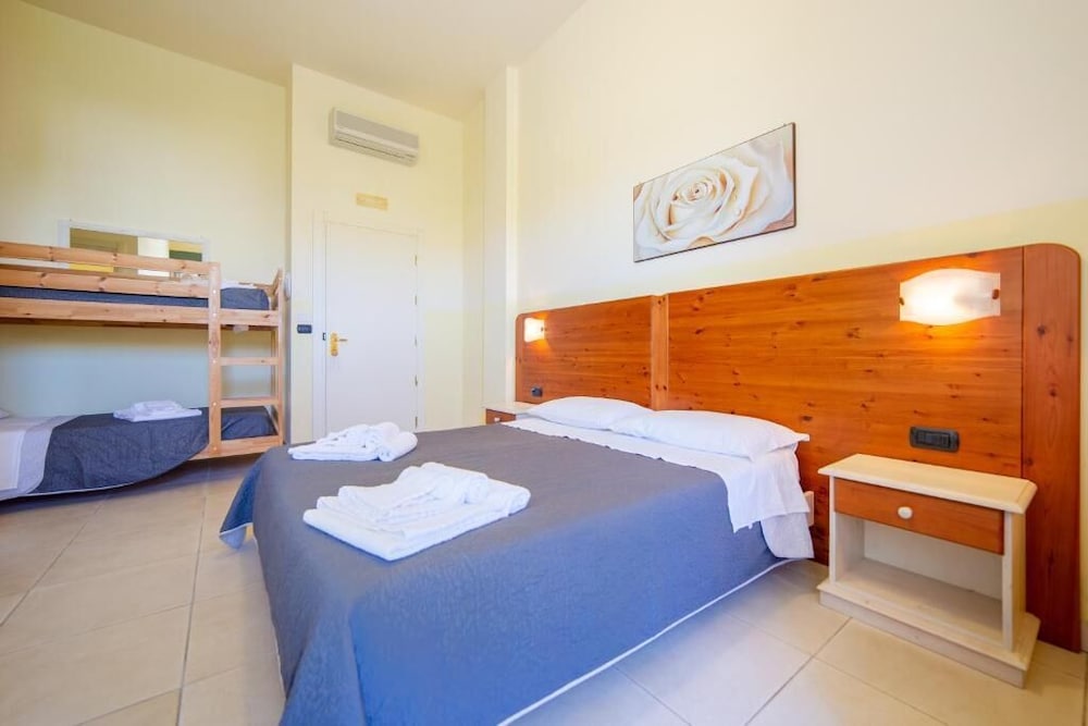 

Milano - Acquarica Del Capo - Delle Rose Hotel & Restaurant