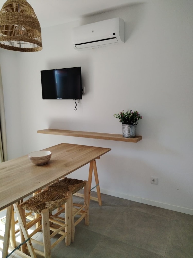 

Torino - Cala Blanca - Sant Joan Apartaments - Adults Only