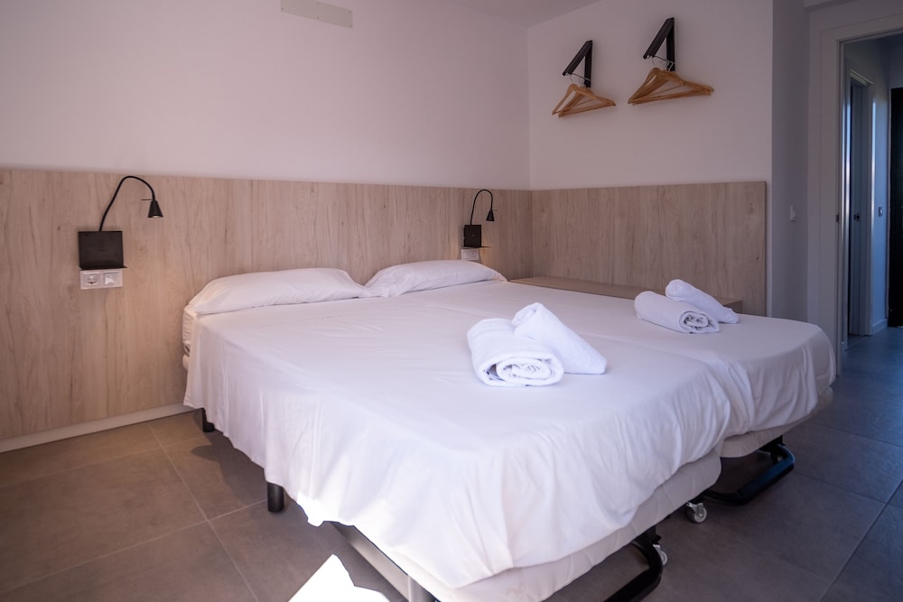 

Venezia - Cala`n Forcat - Sant Joan Apartaments - Adults Only