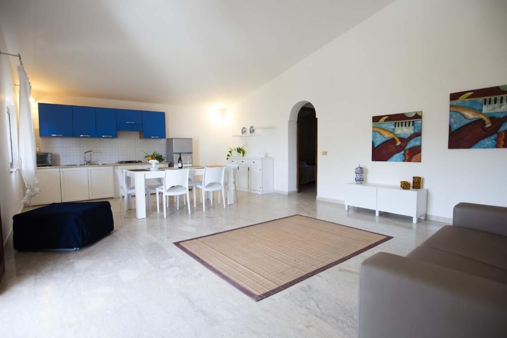 

Roma - Scopello, Trapani - Residence Guidaloca