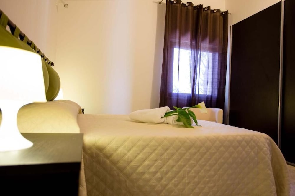 

Bari - Scopello, Trapani - Residence Guidaloca