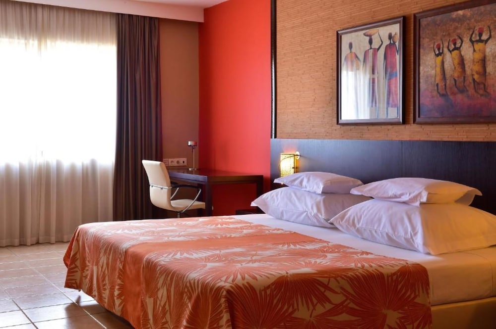 

Bologna - Praia, Isola di Santiago - Pestana Trópico - Ocean & City Hotel