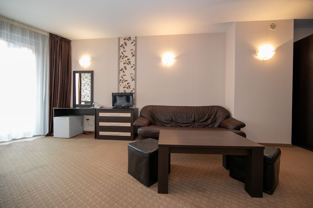

Milano - Borovets - Hotel Iceberg