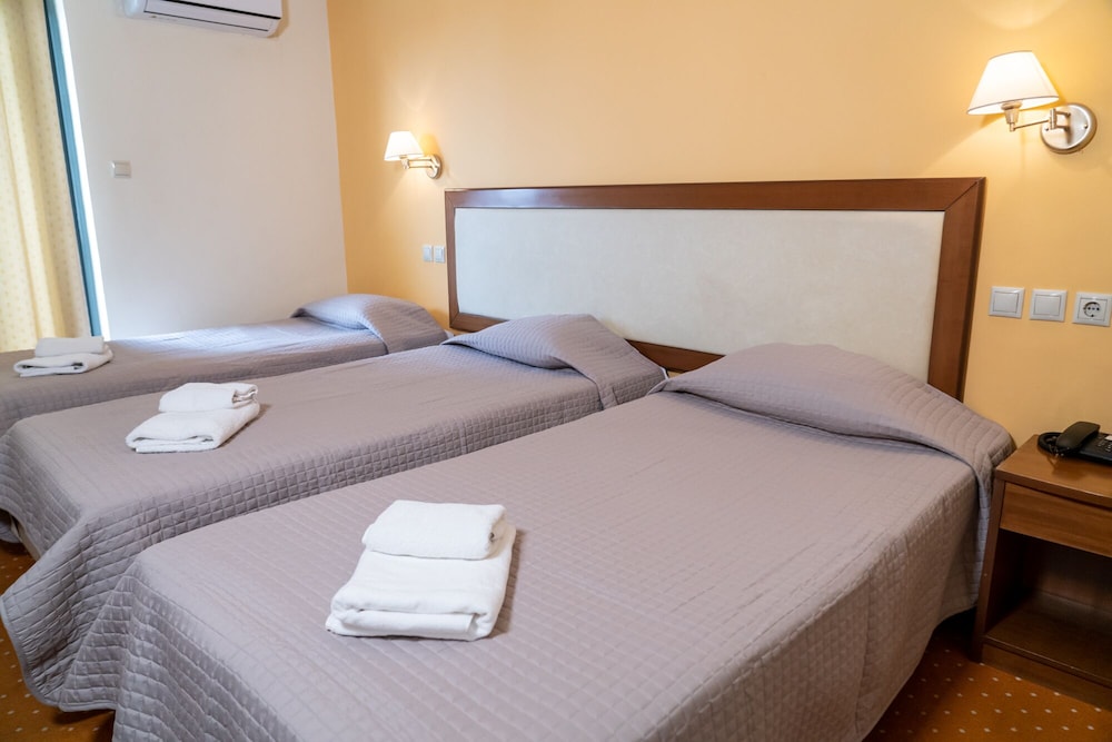 

Milano - Glyfada (Attica) - Four Seasons Hotel