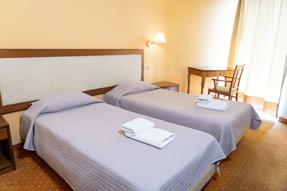 

Milano - Glyfada (Attica) - Four Seasons Hotel