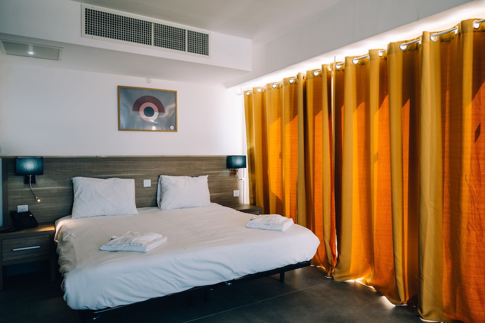 

Trapani - Mellieha - Primera Hotel
