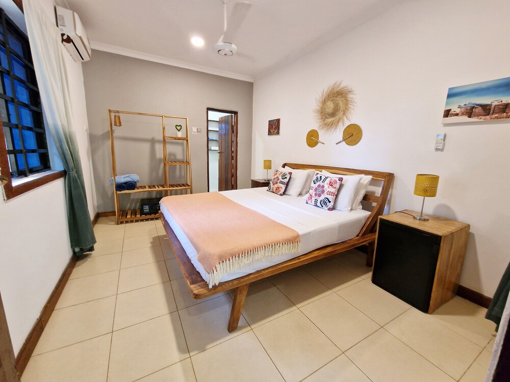

Brindisi - Kizimkazi - Aya Beach Resort