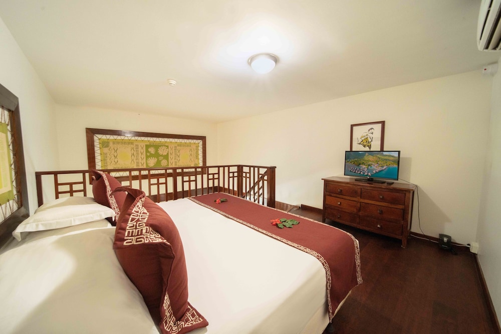 

Milano - Moorea - Manava Beach Resort & Spa Moorea