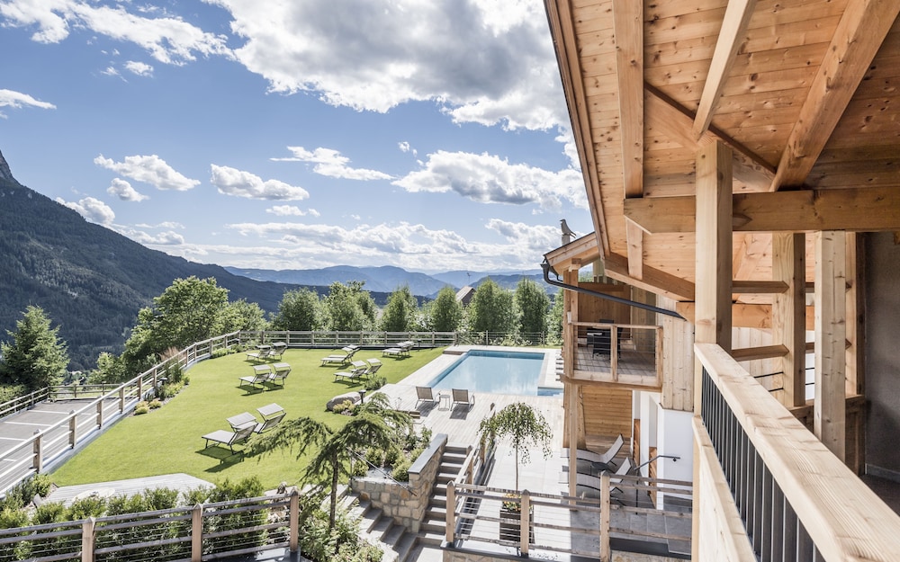 

Roma - Ortisei - Sonus Alpis - Adults Only