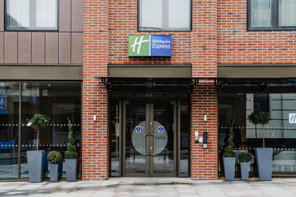 

Milano - Liverpool - Holiday Inn Express LIVERPOOL - CENTRAL by IHG