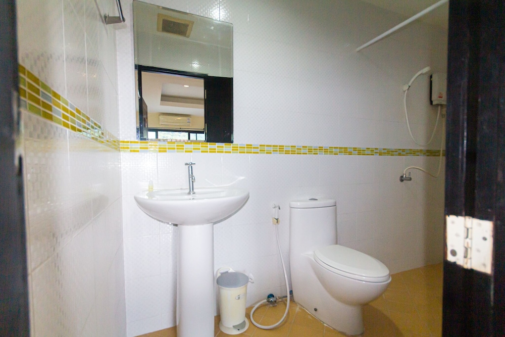 

Roma - Ao Nang Beach - KRABI MORE HOTEL