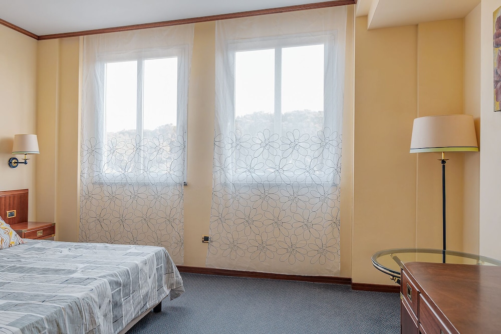 

Bari - Cecina - Hotel Tornese - Rooftop Sea View