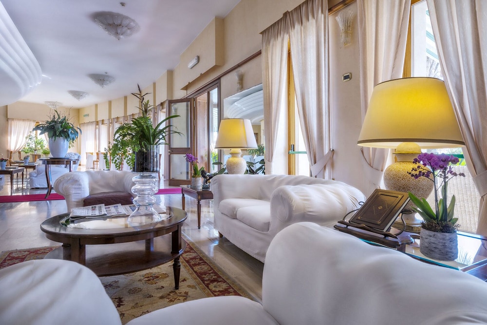 

Catania - Nettuno - Astura Palace Hotel