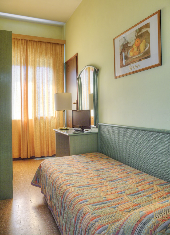 

Napoli - Cavallino-Treporti - Hotel Amalfi