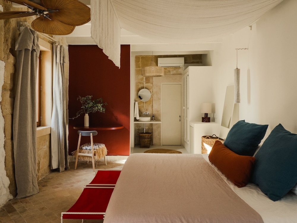 

Roma - Es Canutells - Hotel Amagatay Menorca