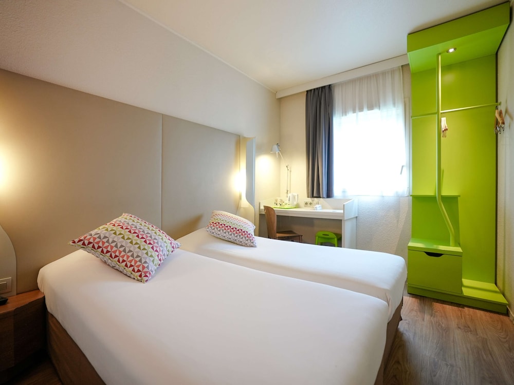 

Roma - Le Mesnil-Amelot - Campanile Paris CDG Airport Villepinte