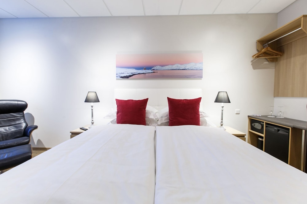 

Bologna - Akureyri - Centrum Hotel