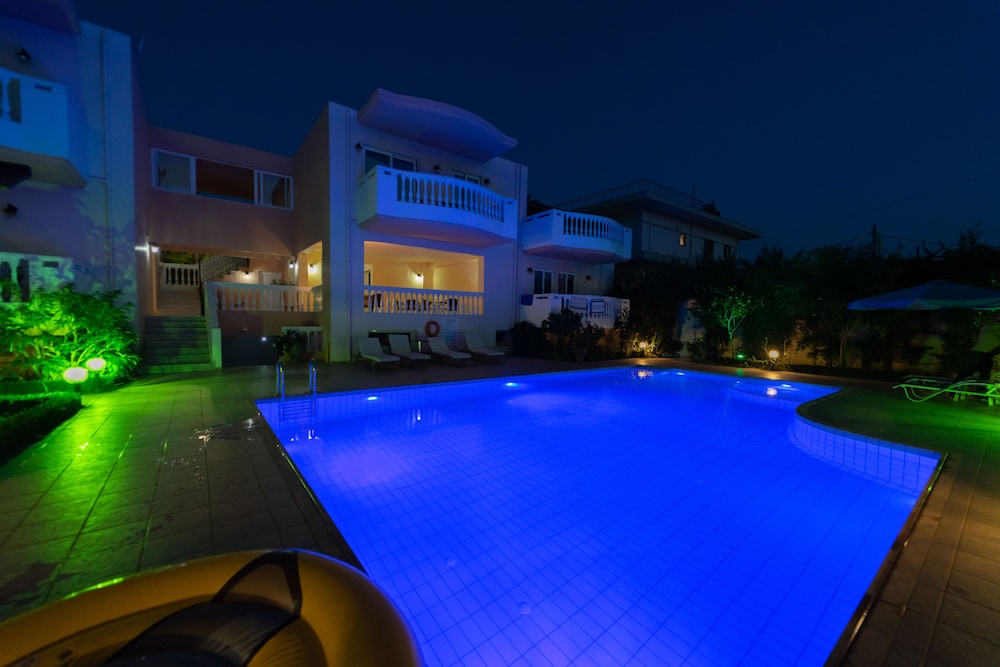 

Firenze - Kolimbari - Golden Rose Suites