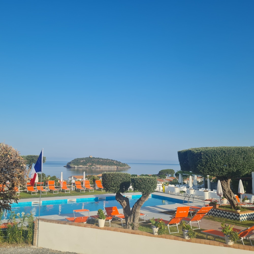 Hotel Cristina