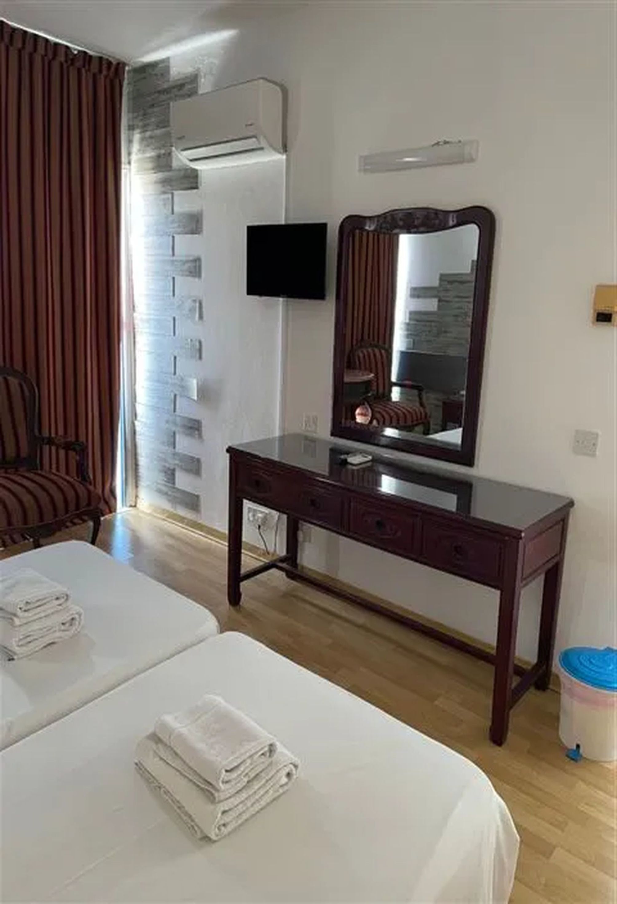 

Verona - Paphos - Paphiessa Hotel