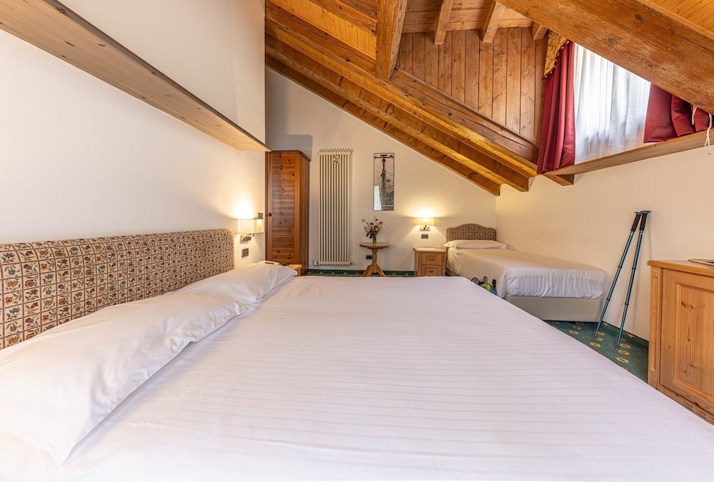 

Bologna - Val di Fassa, Montagna Italia - Hotel Plank