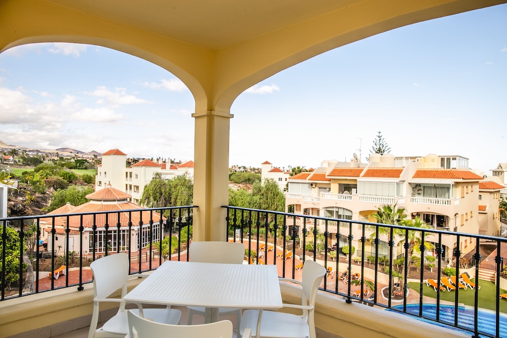 

Cagliari - Golf del Sur - Michelangelo Resort Apartments