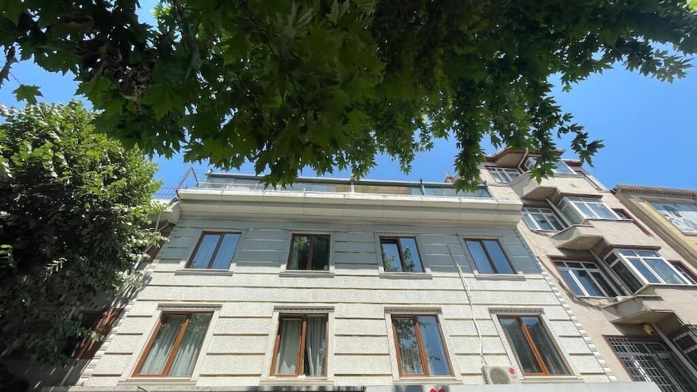 

Palermo - Istanbul - Rozza Hotel