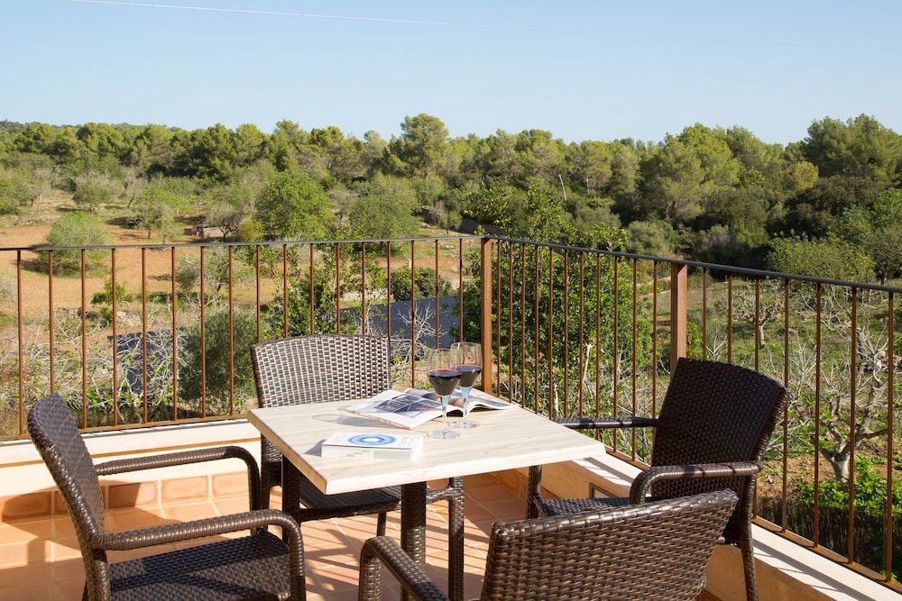 

Brindisi - Cala Bona - Agroturismo S'Arboçar