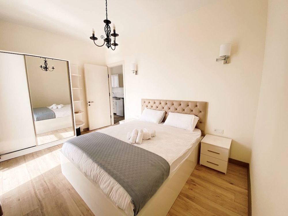 

Milano - Batumi - GG ApartHotel