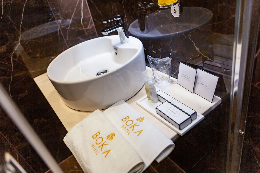 

Venezia - Tivat - Hotel Boka