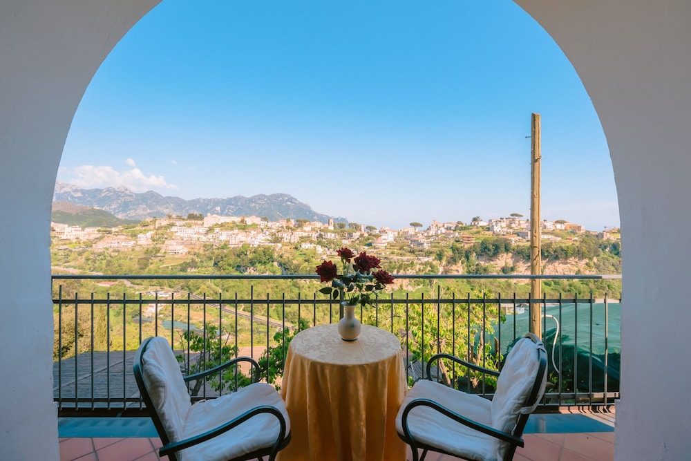 

Catania - Scala - Hotel Villa Giuseppina