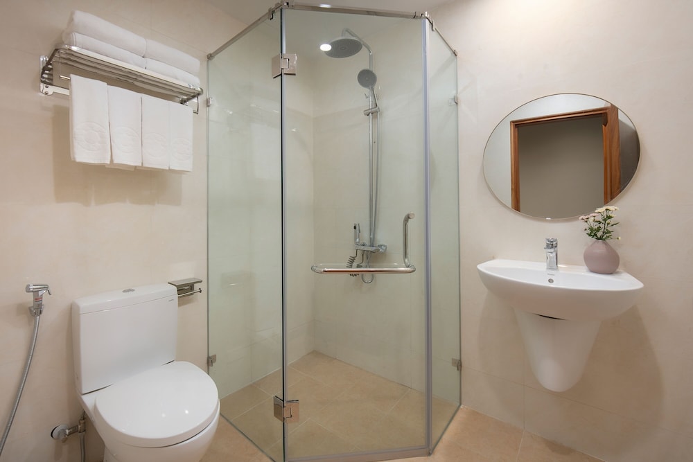 

Roma - Hanoi - Brilliant Nature Suites & Spa