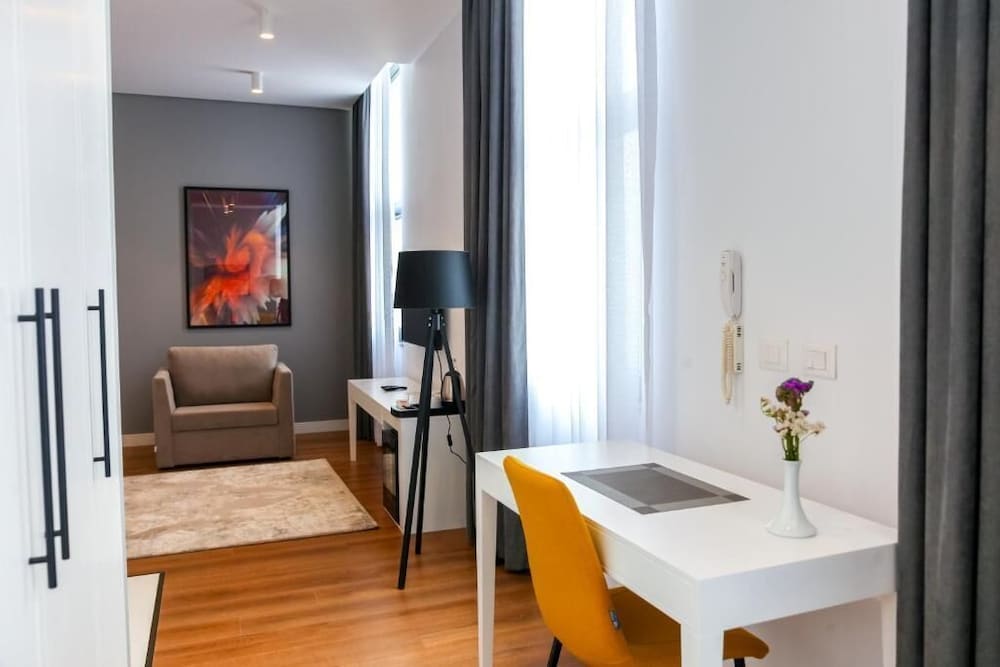 

Venezia - Rinas - N HOTEL BY NOSHI