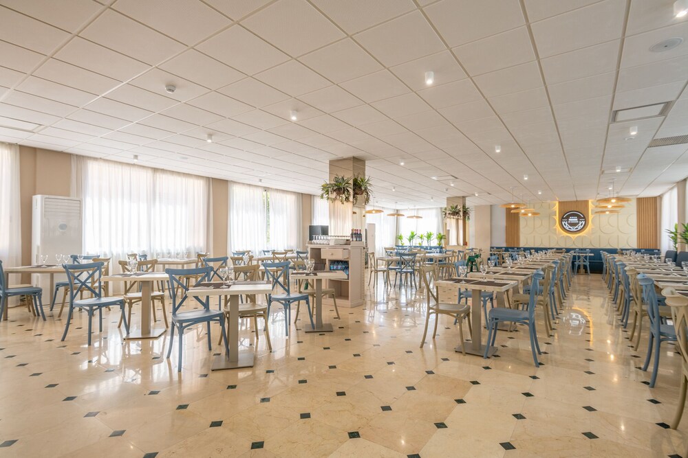 

Milano - Torremolinos - Hotel Parasol by Dorobe