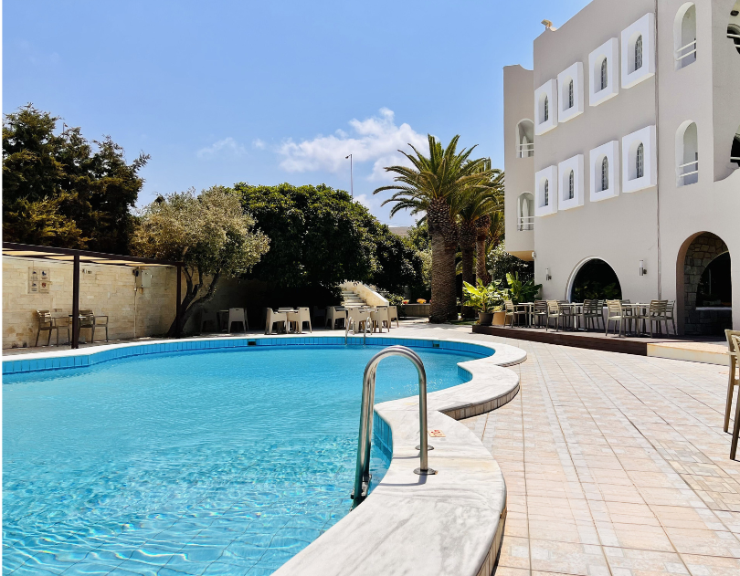 

Verona - Heraklion - Karteros Hotel