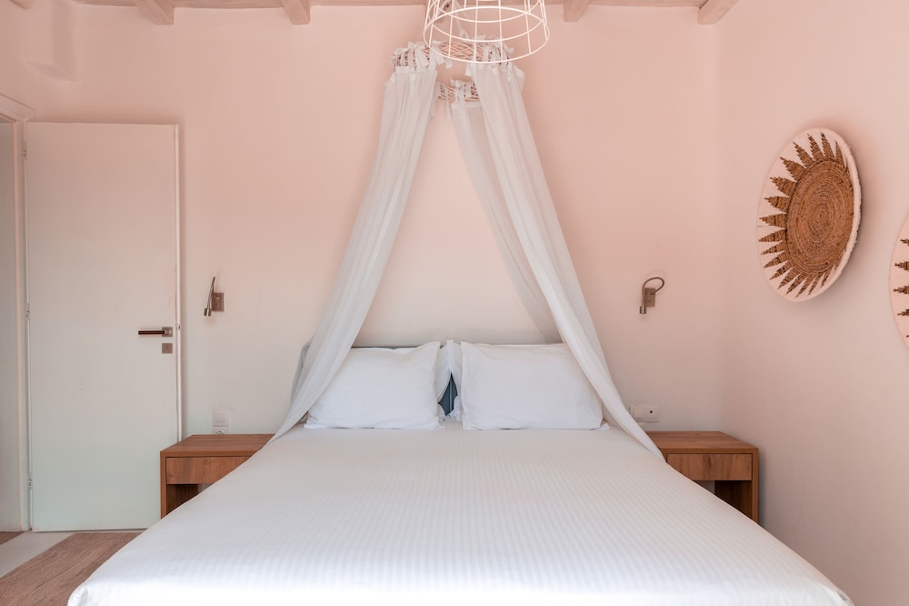 

Napoli - Kalo Livadi - Senses Luxury Suites & Villas