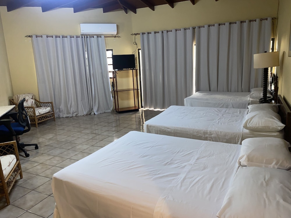 

Verona - St. John's - Cortsland Hotel