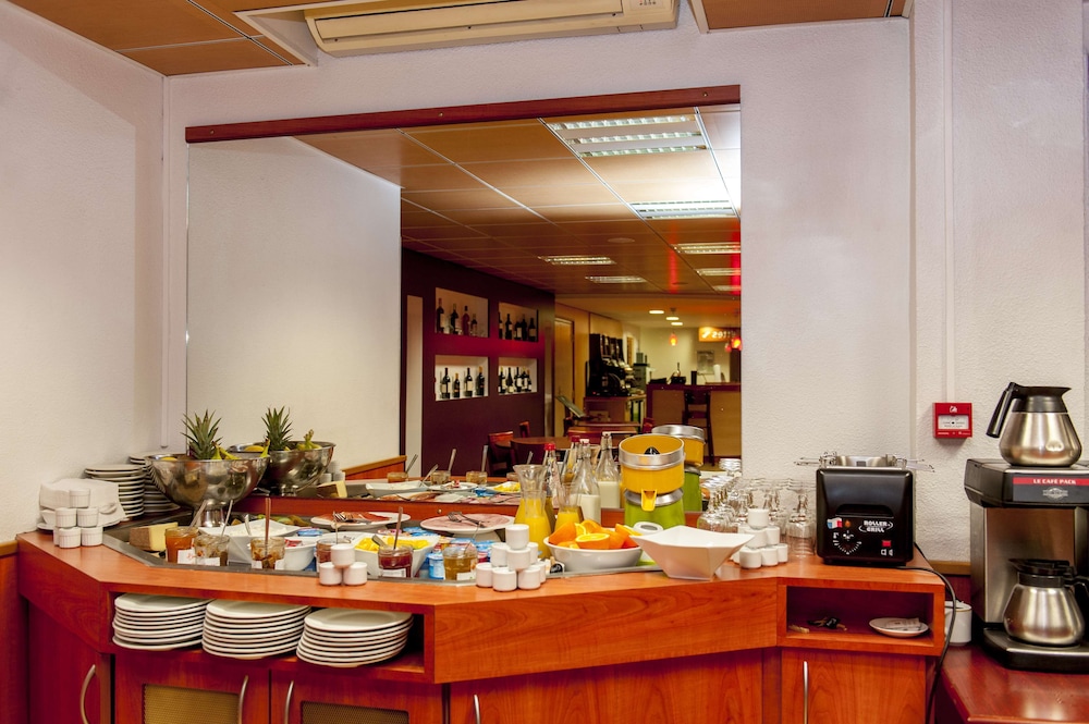 

Napoli - Agen - Brit Hotel Agen - L'Aquitaine