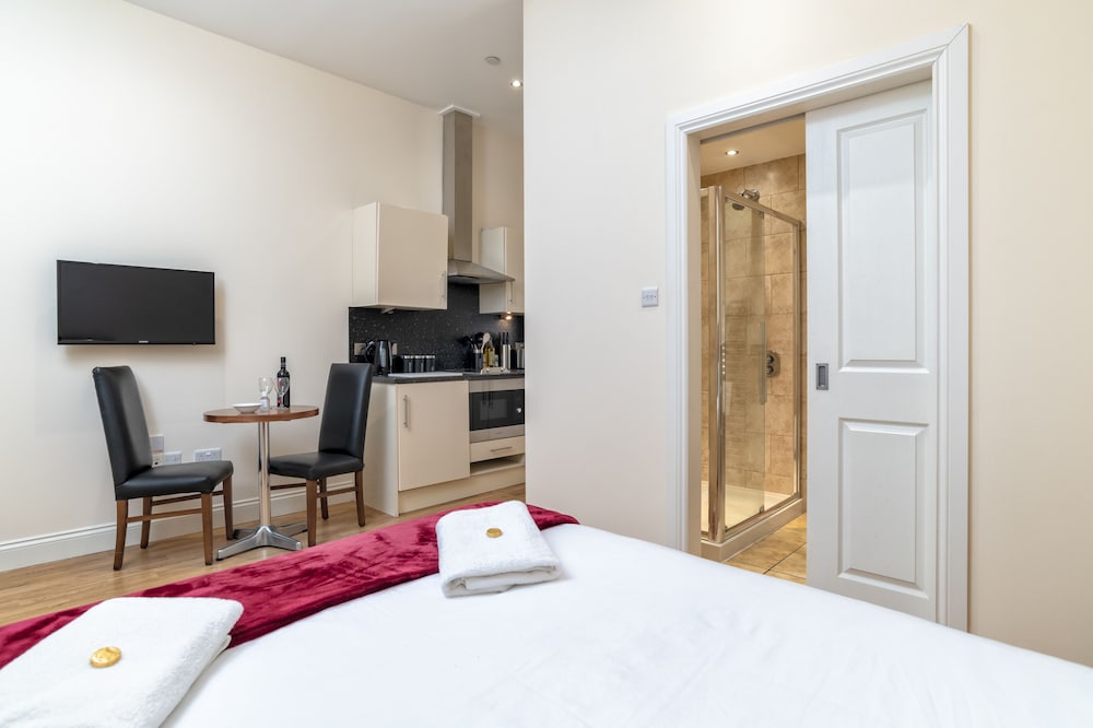

Torino - Aberdeen - Victoria Court Suites