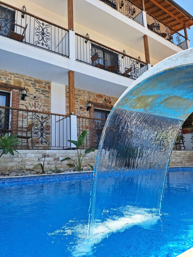 

Napoli - Palamutbuku - Palamut Butik Otel