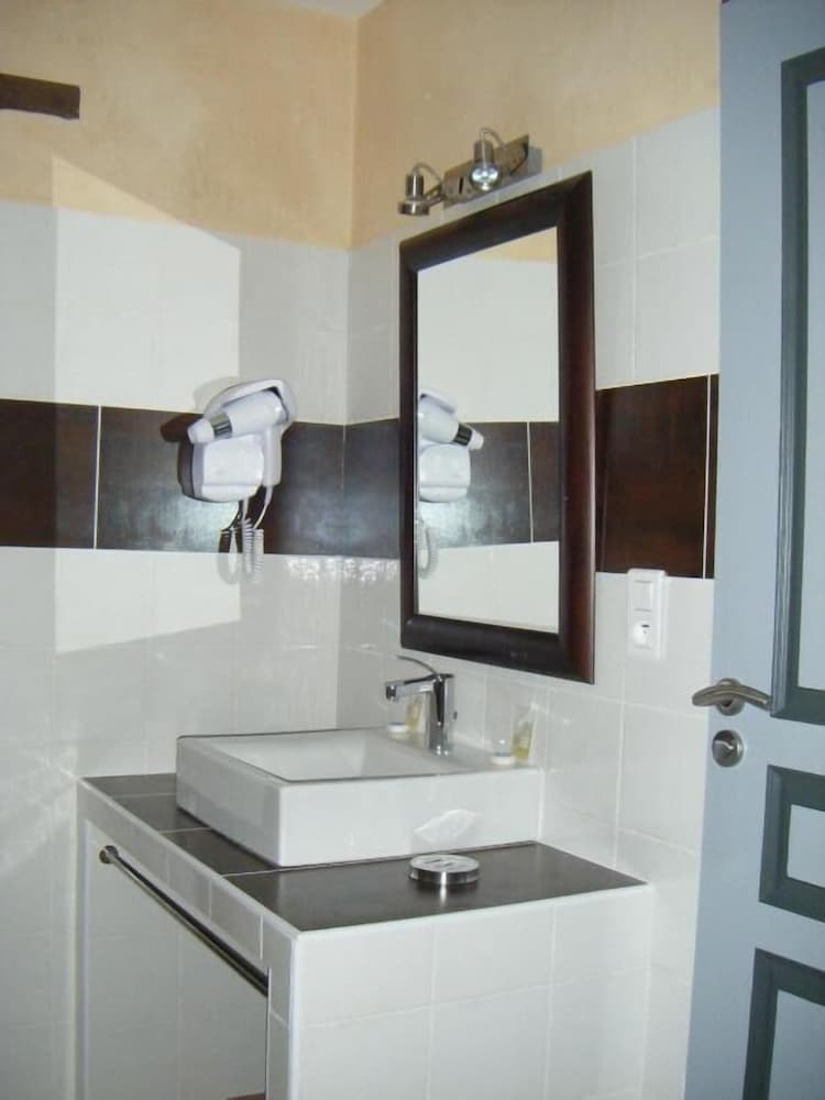 

Bologna - Macinaggio - Hotel Le Saint Jean