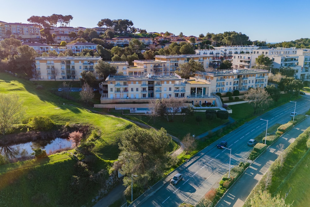 

Verona - Cagnes-sur-Mer - Nemea Appart Hotel Green Side Biot Sophia Antipolis