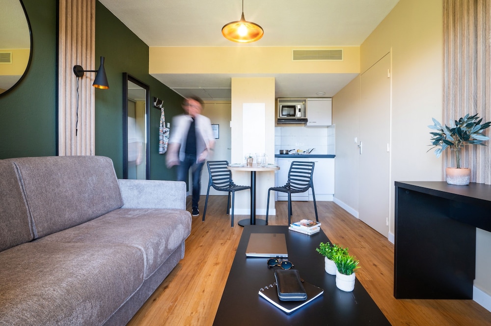 

Milano - Mougins - Nemea Appart Hotel Green Side Biot Sophia Antipolis